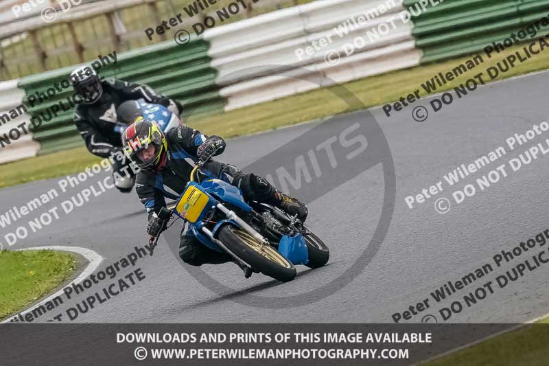 enduro digital images;event digital images;eventdigitalimages;mallory park;mallory park photographs;mallory park trackday;mallory park trackday photographs;no limits trackdays;peter wileman photography;racing digital images;trackday digital images;trackday photos